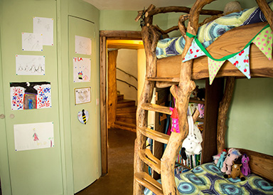 kids' bedroom